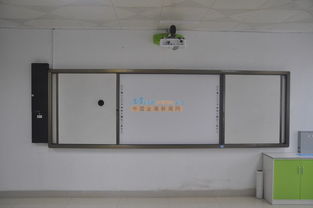 高效智能辦公新選擇 深圳點(diǎn)圓電子白板廠廣告機(jī)式白板